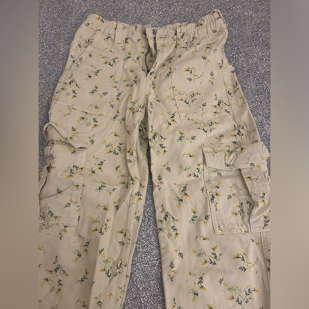 Floral cargo jeans